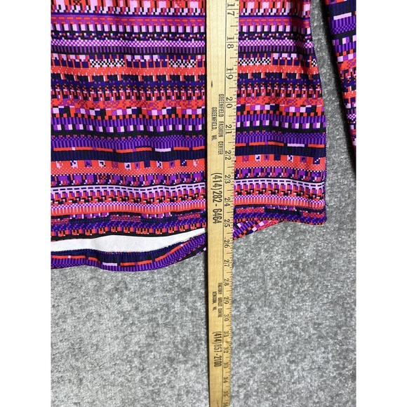 Nike Pro Hyperwarm 8 Bit 1/2 Zip Pullover Top Womens Size Medium Red Purple - Picture 9 of 10